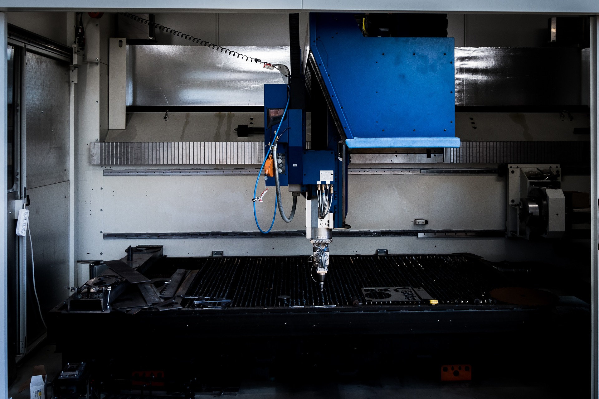 Finding the Right Laser Cutter: A Smart Person’s Guide