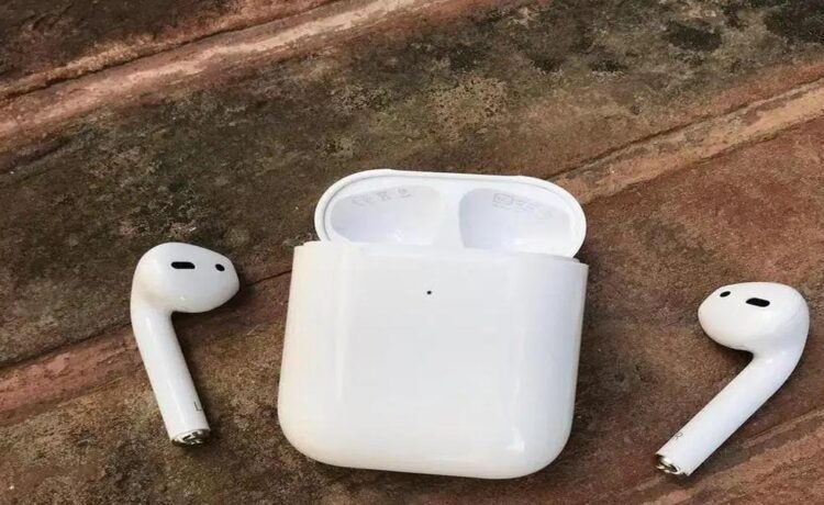 The Evolution of AirPods A Seamless Audio Experience