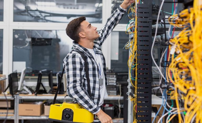 4 Effective Ways to Maximise Office Efficiency With An IT Maintenance Company